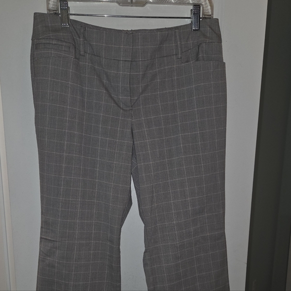 NY&Co Gray Plaid Dress Pants - Picture 4 of 11